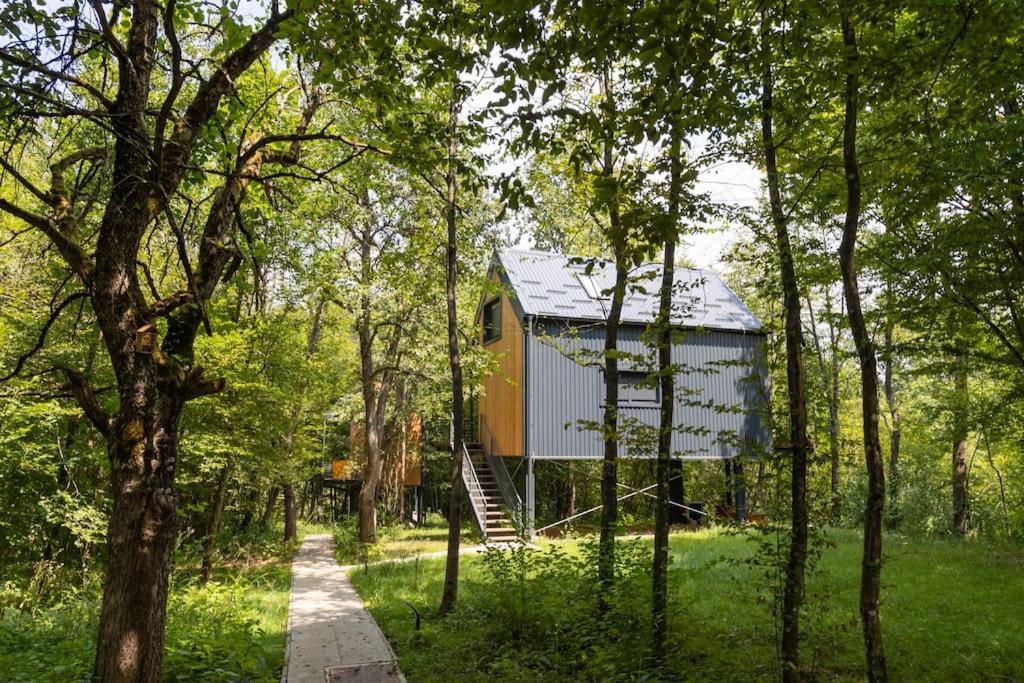 スルニュTree Elements Treehouse Retreatアパートメント エクステリア 写真