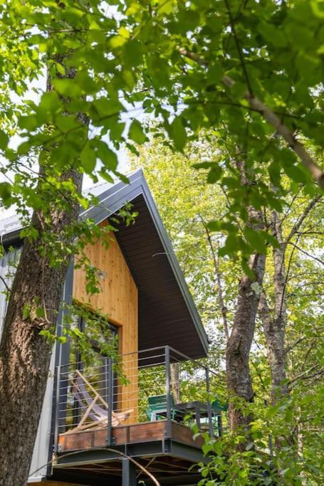 スルニュTree Elements Treehouse Retreatアパートメント エクステリア 写真
