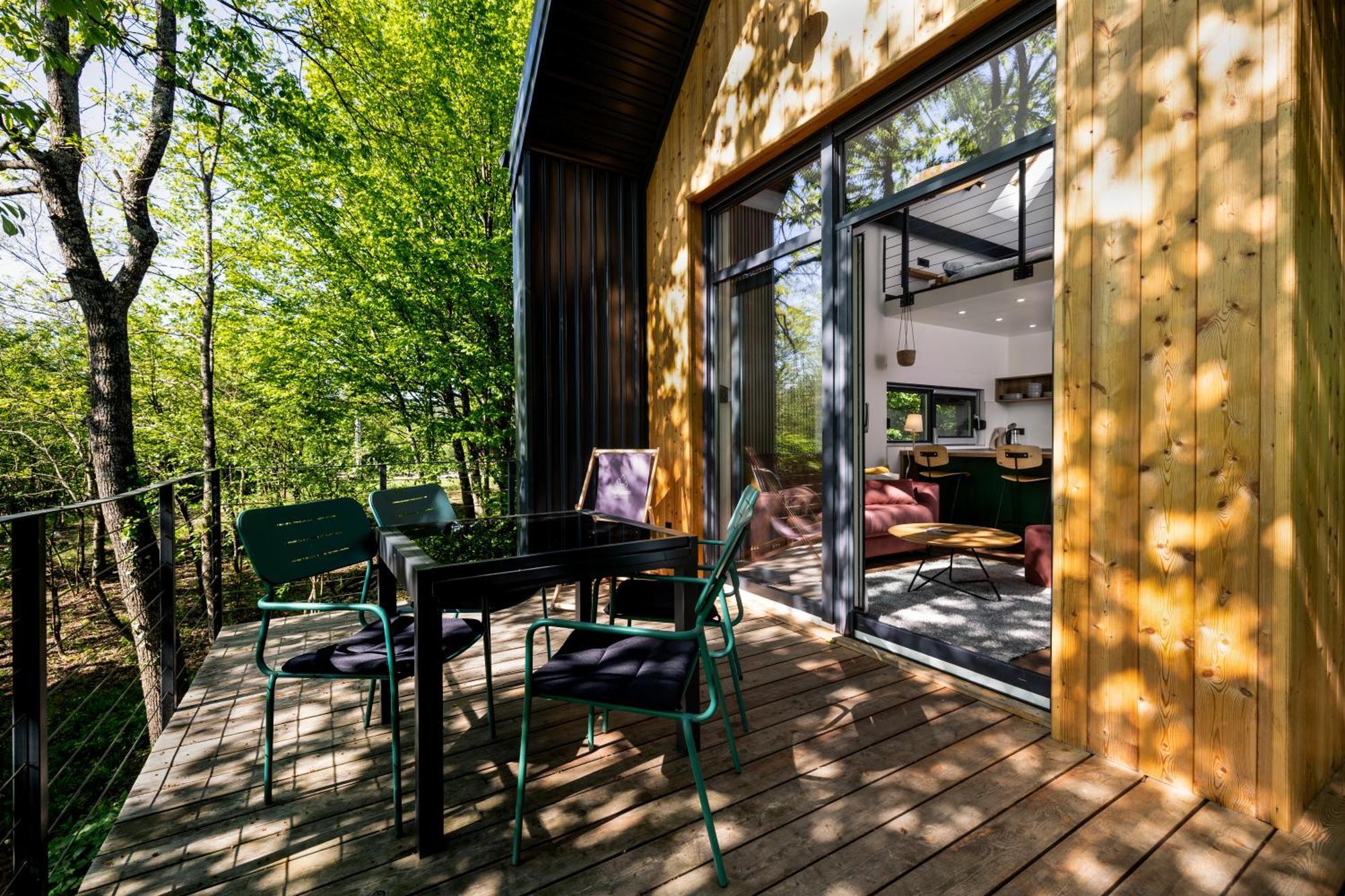 スルニュTree Elements Treehouse Retreatアパートメント エクステリア 写真
